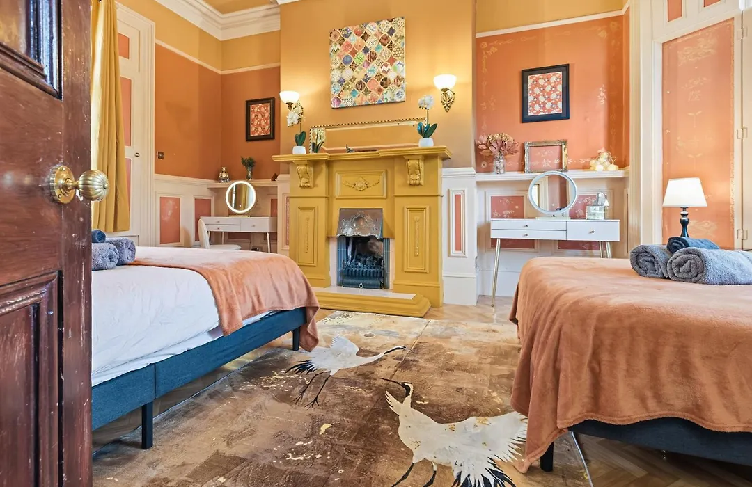 Victorian Elegance At Kingscliffe, Sleeps 16-1